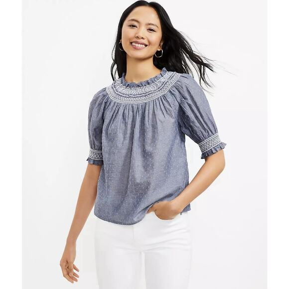 LOFT Blue Clip Smocked Short Sleeve Top Size Small - Picture 1 of 5